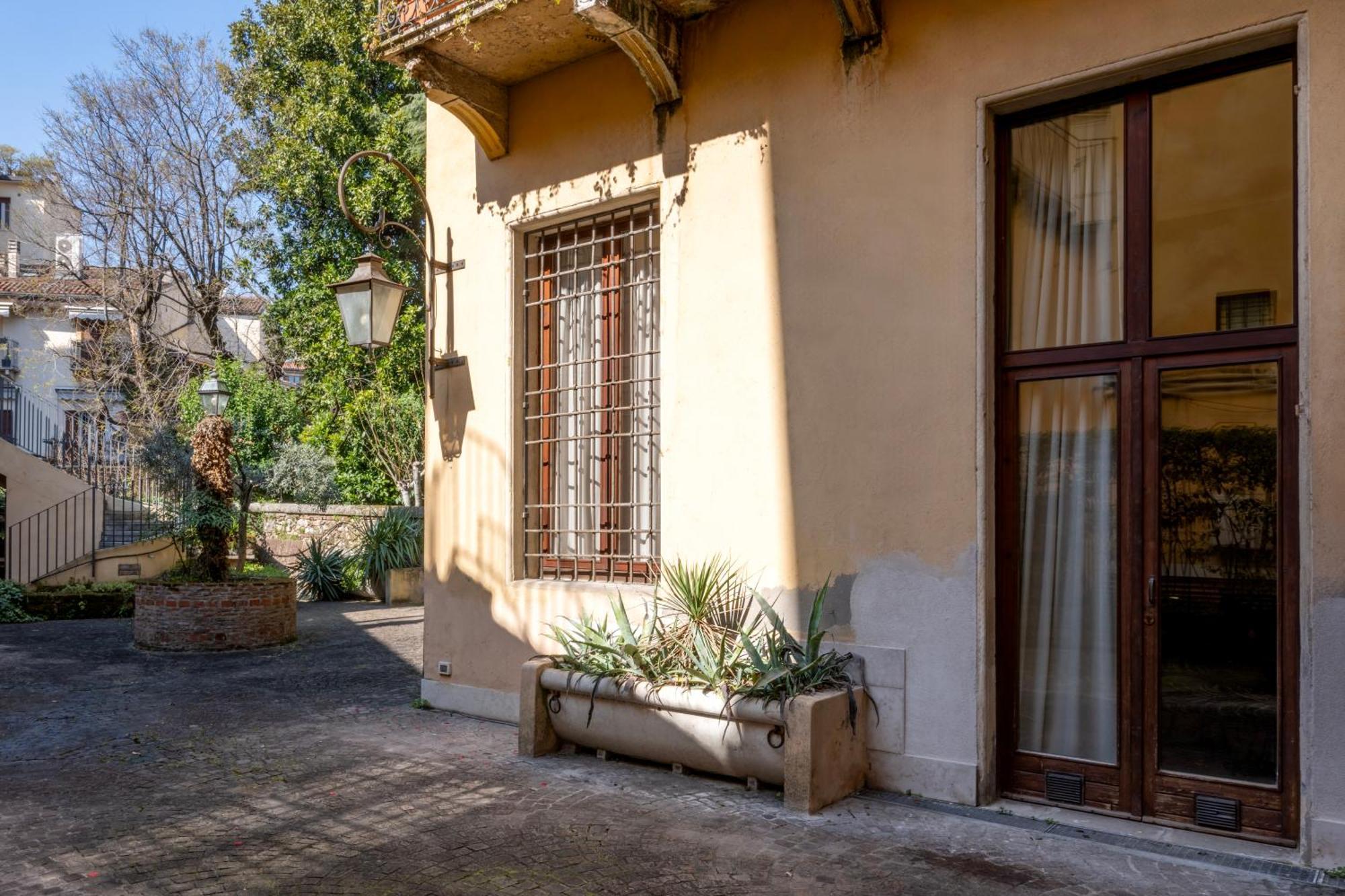 Verona City Lodge 外观 照片